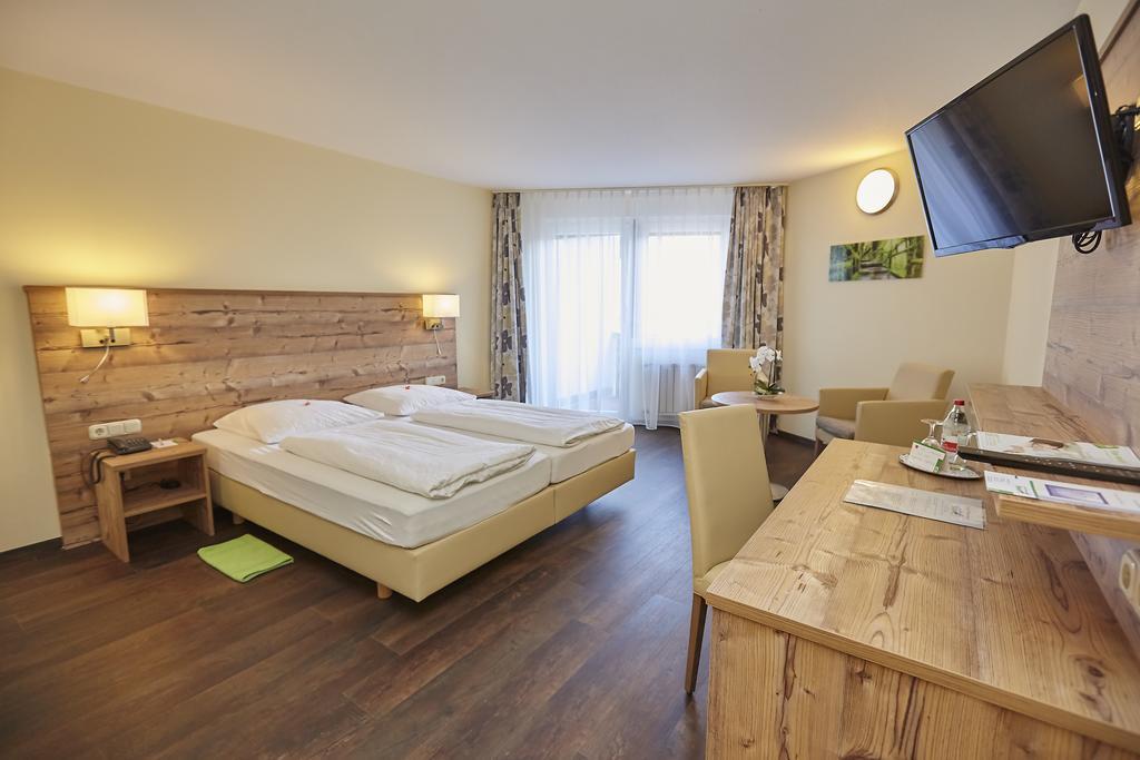 Hotel Rössle Trochtelfingen Kültér fotó