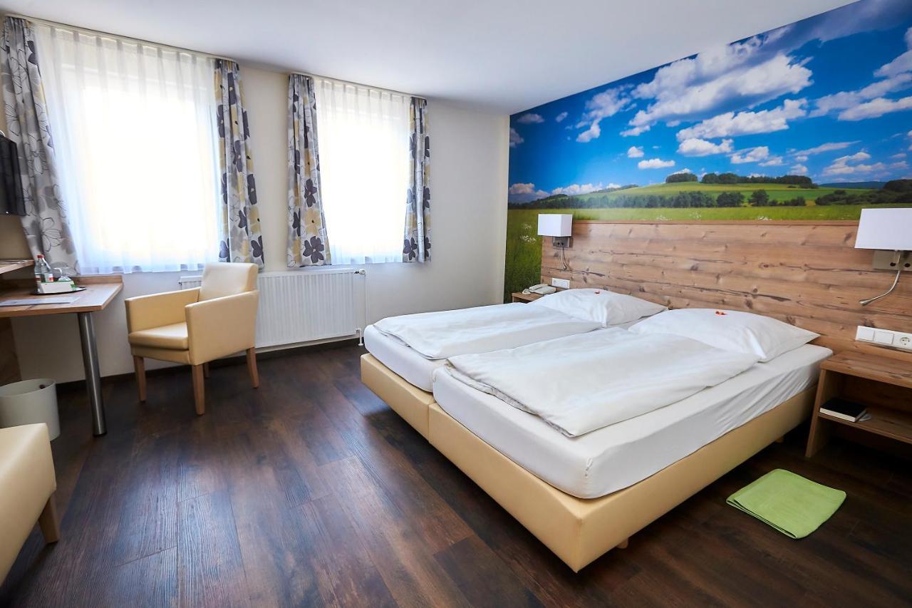 Hotel Rössle Trochtelfingen Kültér fotó